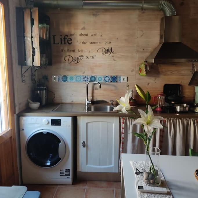 Casita Mona Y Acogedora Apartment อาลากวาส ภายนอก รูปภาพ